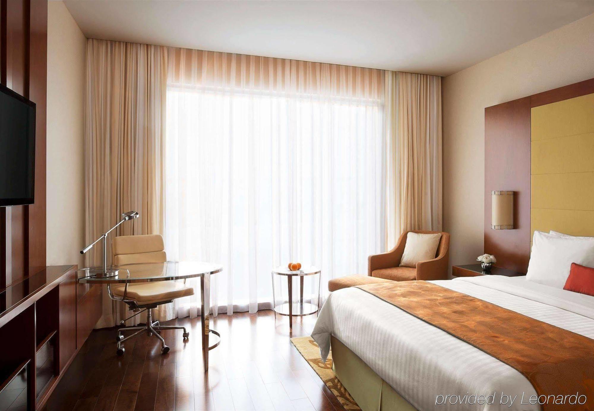 Hotel Courtyard By Marriott Kochi Airport Nedumbassery Exteriér fotografie A room at the hotel